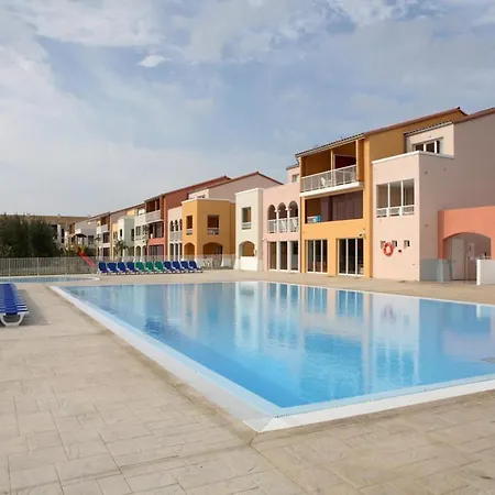 Duplex T3 Avec Piscine, Terrasse Et Parking Proche - - Fr-1-529-96 * Le Barcarès