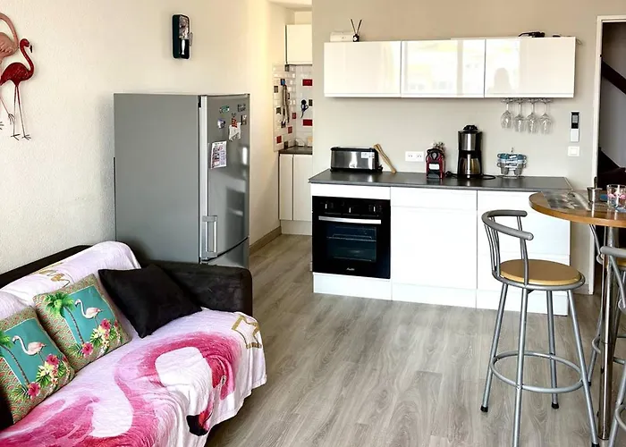 Duplex T3 Avec Piscine, Terrasse Et Parking Proche - - Fr-1-529-96 Lejlighed