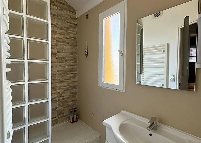 Duplex T3 Avec Piscine, Terrasse Et Parking Proche - - Fr-1-529-96 Lejlighed *